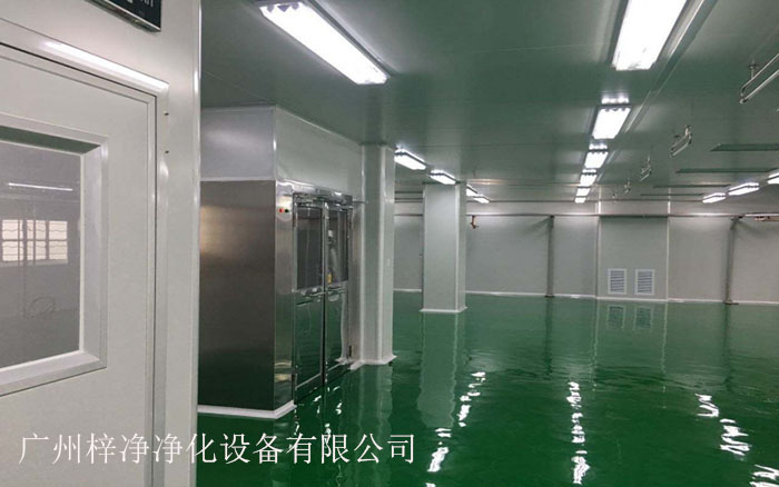 風(fēng)淋室主要用于對進(jìn)入潔凈室的人員進(jìn)行預(yù)處理，以減少帶入的塵埃和污染物。