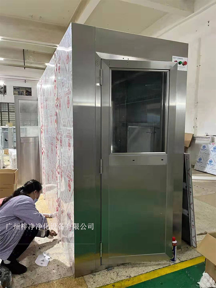 風淋室可能會遇到各種問題，影響風淋室正常運作和潔凈室的整體環(huán)境。