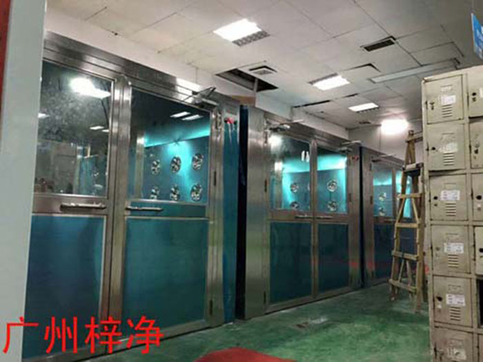 風(fēng)淋室安裝現(xiàn)場實(shí)拍圖 風(fēng)淋室安裝現(xiàn)場實(shí)拍圖