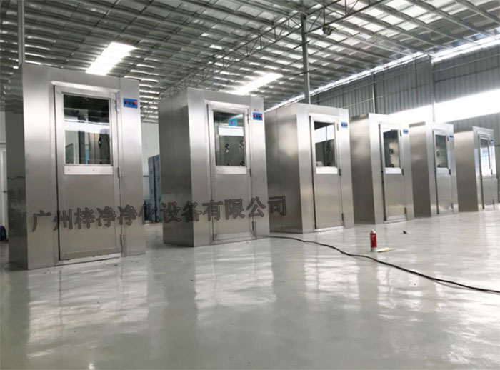定期對風淋室的高效過濾器進行清潔、更換和維護