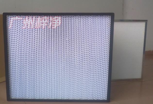 HS有隔板高效過濾器 HS有隔板高效過濾器可廣泛用于光學(xué)電子、LCD液晶制造,生物醫(yī)藥、精密儀器、飲料食品,PCB印刷等行業(yè)無(wú)塵凈化車間的空調(diào)末端送風(fēng)處。